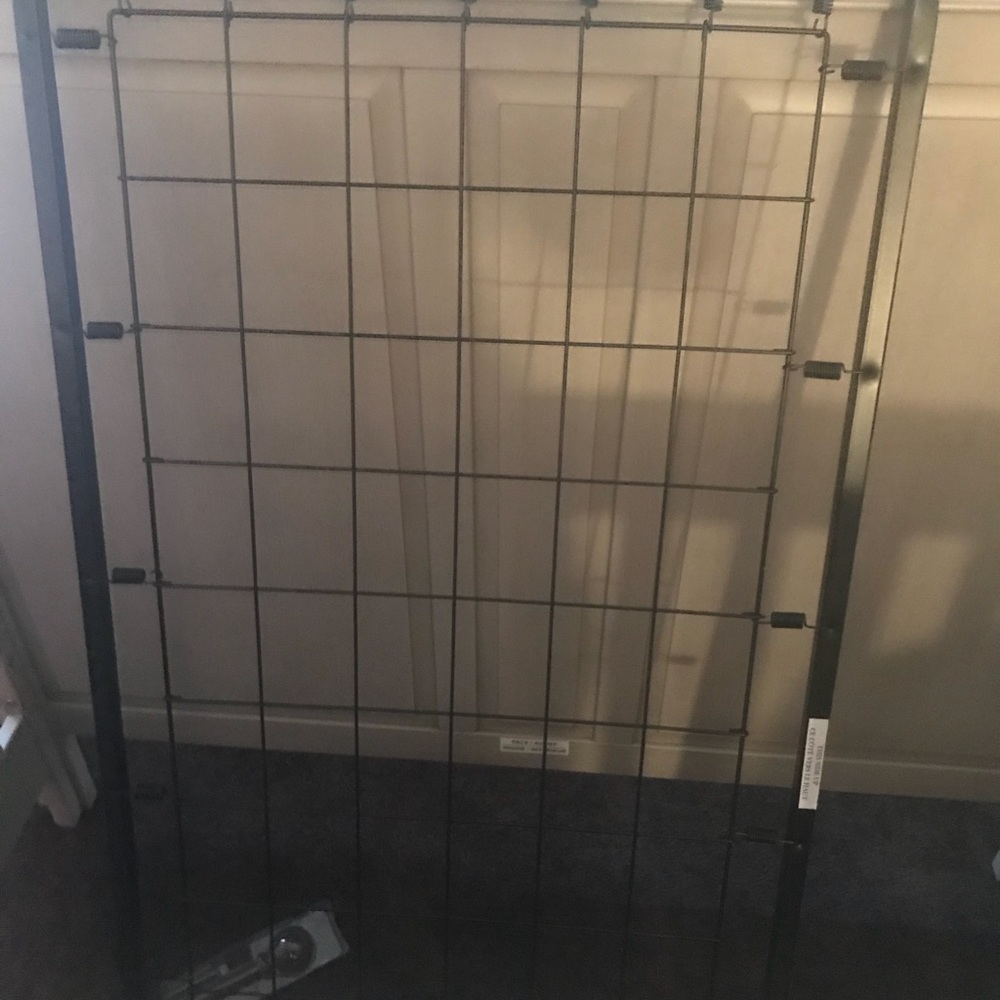 Crib - Picture 5 of 6